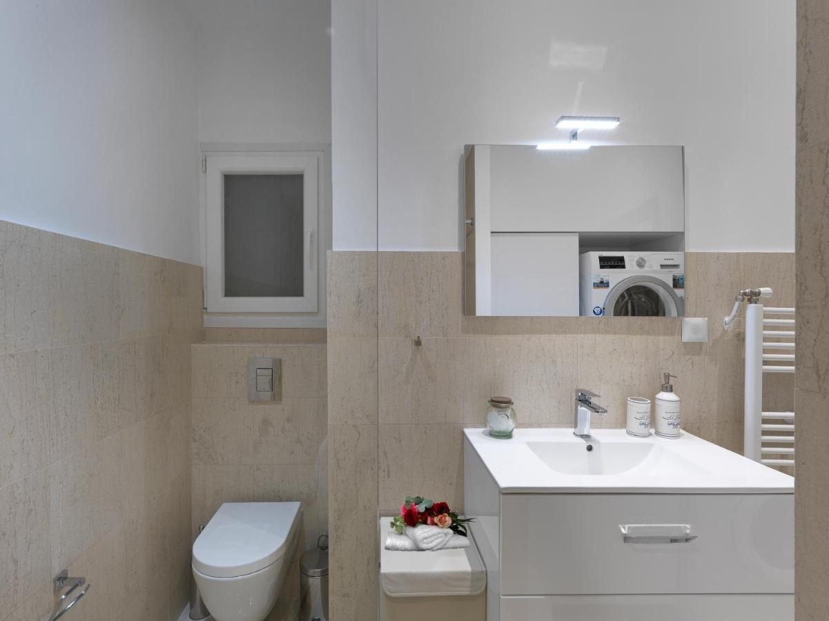 Newly Renovated Apartment In The Heart Of Athens Luaran gambar