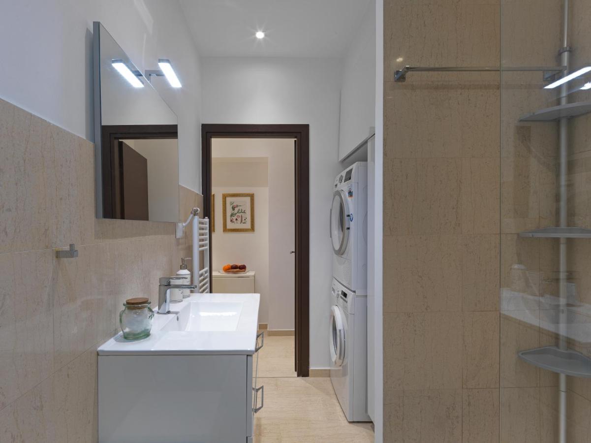 Newly Renovated Apartment In The Heart Of Athens Luaran gambar